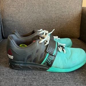 Women’s Reebok Lifters